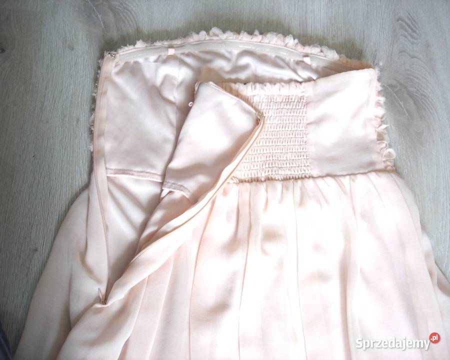 Sukienka jasny pudrowy róż bez ramiączek małopolskie