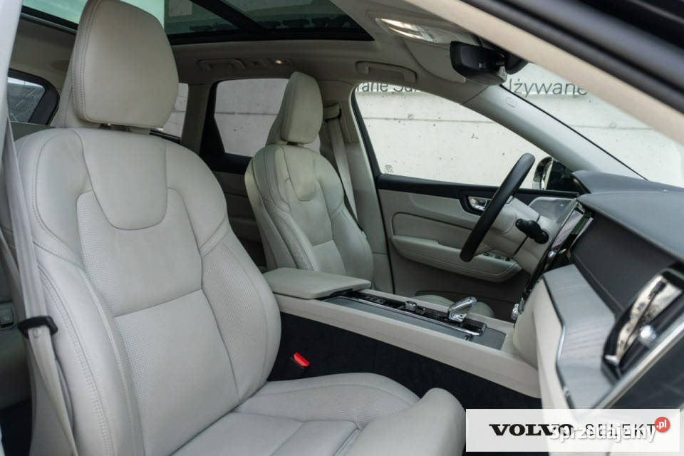 Volvo XC 60 Volvo XC60 B5 AWD Ultimate Dark FV23 czujnik zmierzchu Łódź