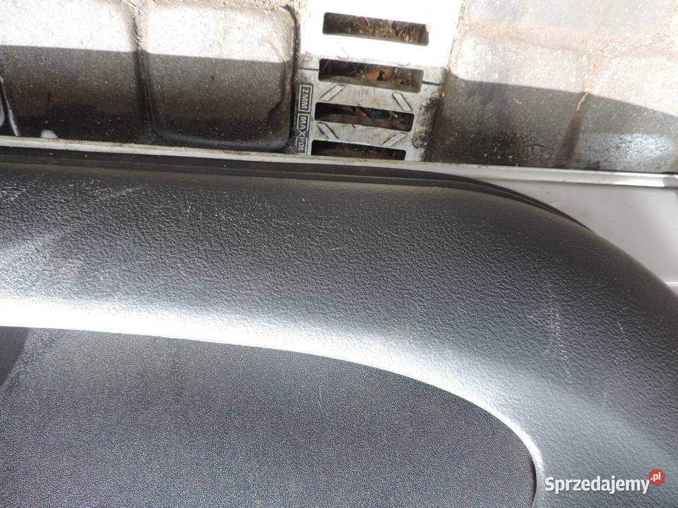 DRZWI LEWY PRZÓD TOYOTA YARIS I HB FL 1E7 Nowy Sącz