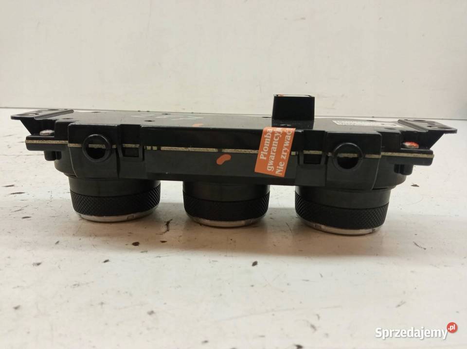 PANEL NAWIEWU 7820A115XC Mitsubishi Outlander II sprzedam
