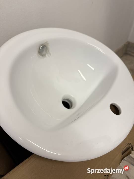 Ceramiczna umywalka wpuszczana w blat o Umywalki Nowy Targ sprzedam