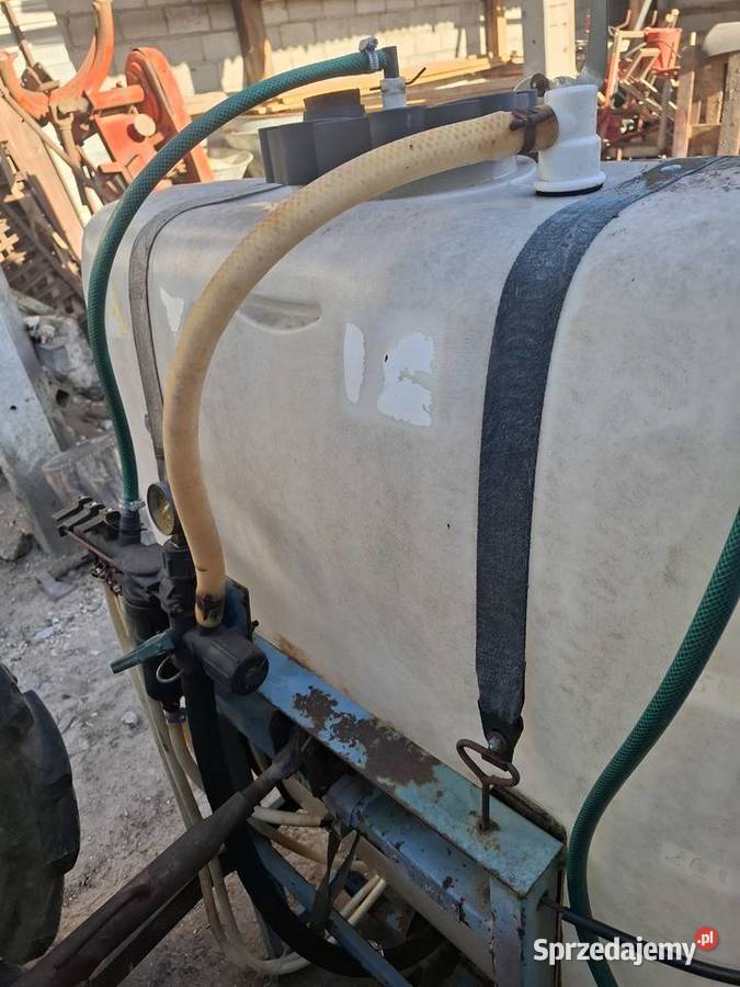 Opryskiwacz 400L firmy Renal sprawny Pińczów