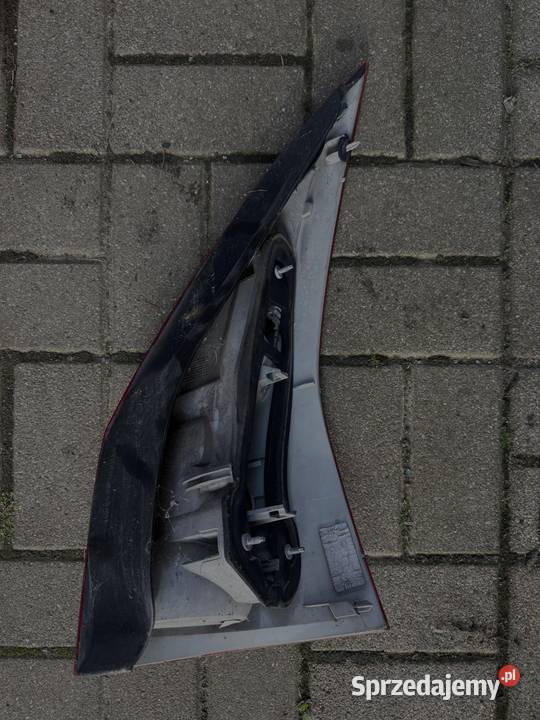 Lampa lewa tył Renault Megane kombi lift