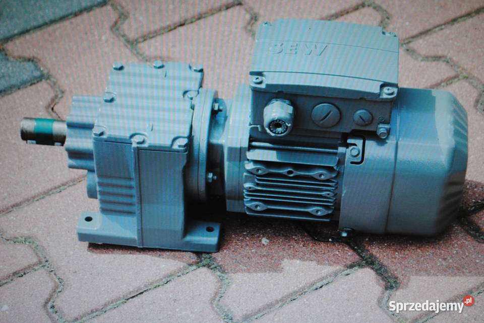Motoreduktor 037kw 71obr z hamulcem FIRMY SEW Kargowa