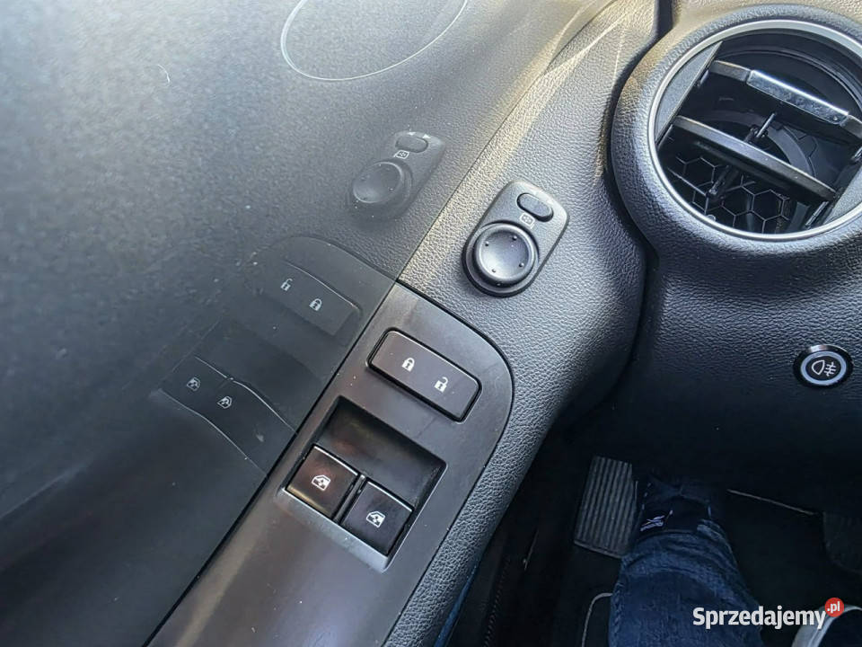 Chevrolet Camaro 36 Benzyna 317 Automat LED światła przeciwmgielne Słupsk