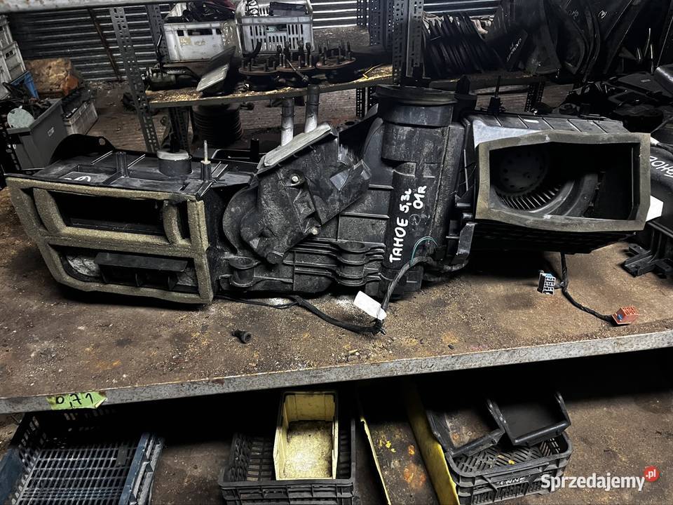 NAGRZEWNICA KLAMATYZACJI CHEVROLET TAHOE