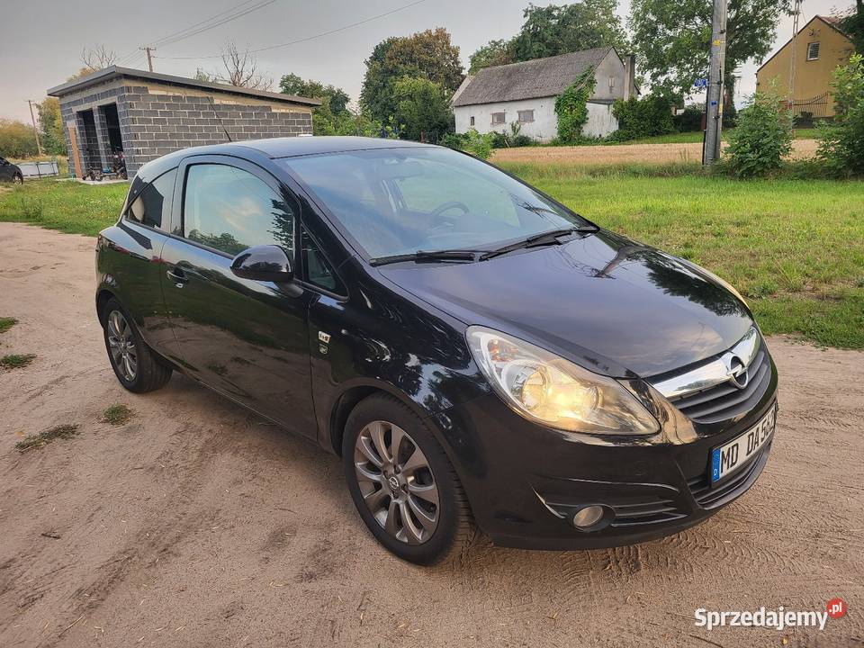 Corsa D 12 Klima 20010r Super stan Opłacona sprzedam