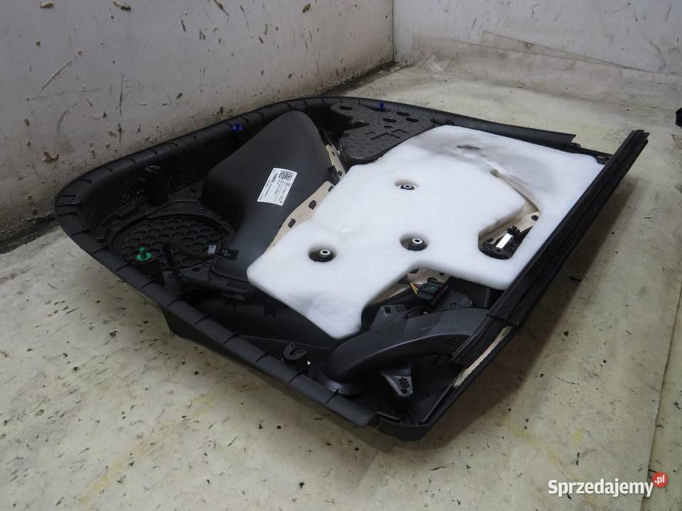 BOCZEK TAPICERKA DRZWI PRAWY PRZÓD SKÓRA ZAFIRA sprzedam