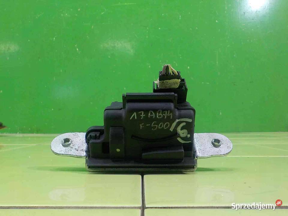 FIAT 500L 14 B 14r 5D zamek klapy tyl 51958384 osobowe mazowieckie Suków sprzedam