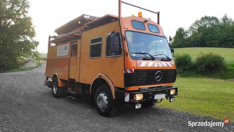 Mercedes dwudrogowy podnośnik kolejowy