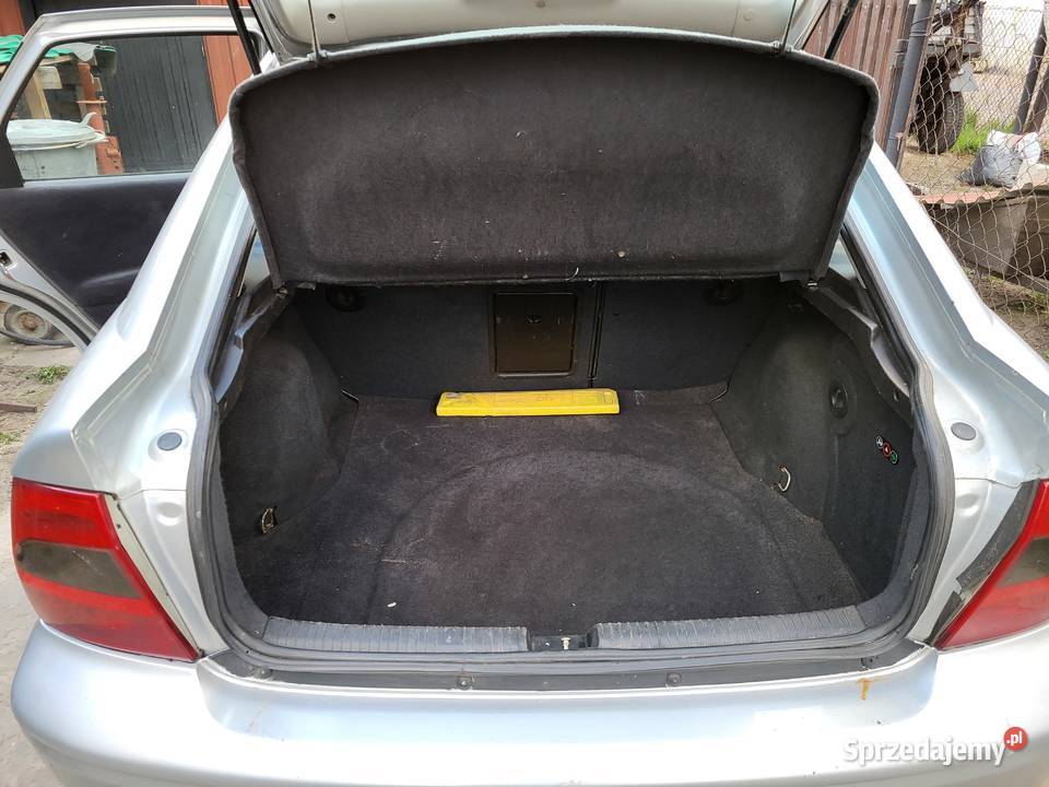 Opel vectra B 20 v16 1999 110KM Biała Podlaska sprzedam