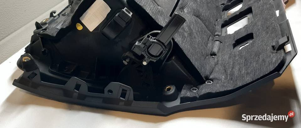 SCHOWEK PASAŻERA AUDI A3 8V 20122019 8V1857035 osobowe Mielęcin