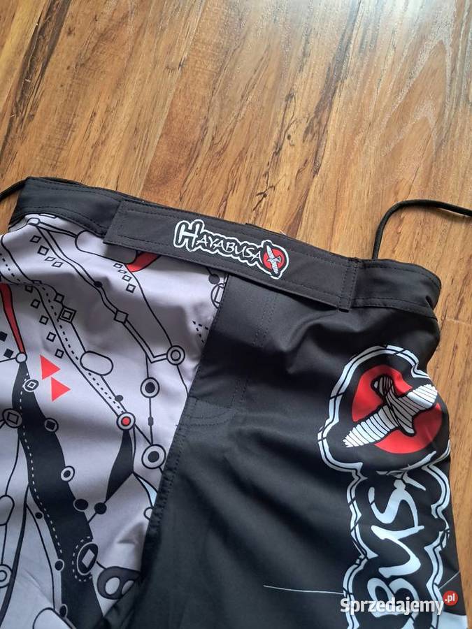 nowe spodenki sportowe chyba na wzrost 150 Sandomierz sprzedam