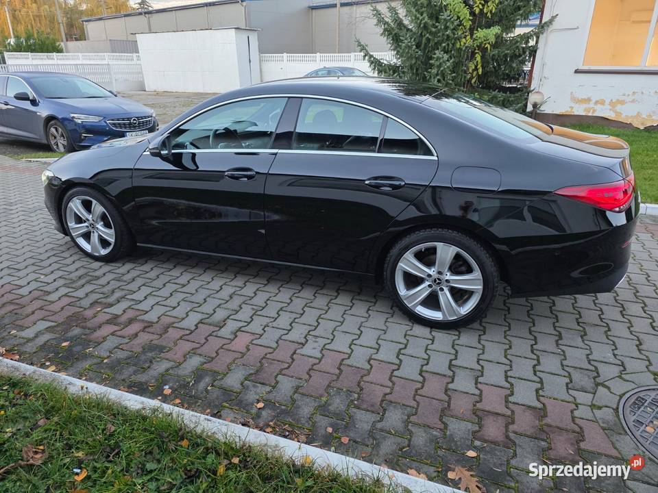Bezwypadkowy stan salonowy MercedesBenz CLA 180 Wieluń