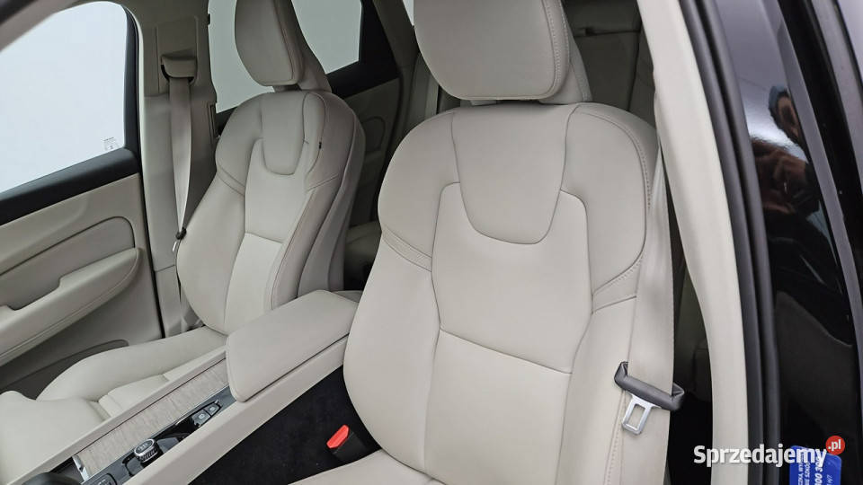 Volvo XC 60 B4 B Plus Bright aut Z Polskiego czujnik zmierzchu Warszawa sprzedam