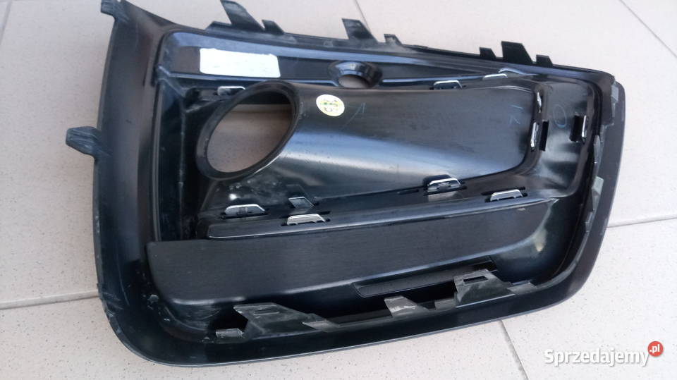Kratka w zderzak Audi Q5 2021 Prawa osobowe sprzedam