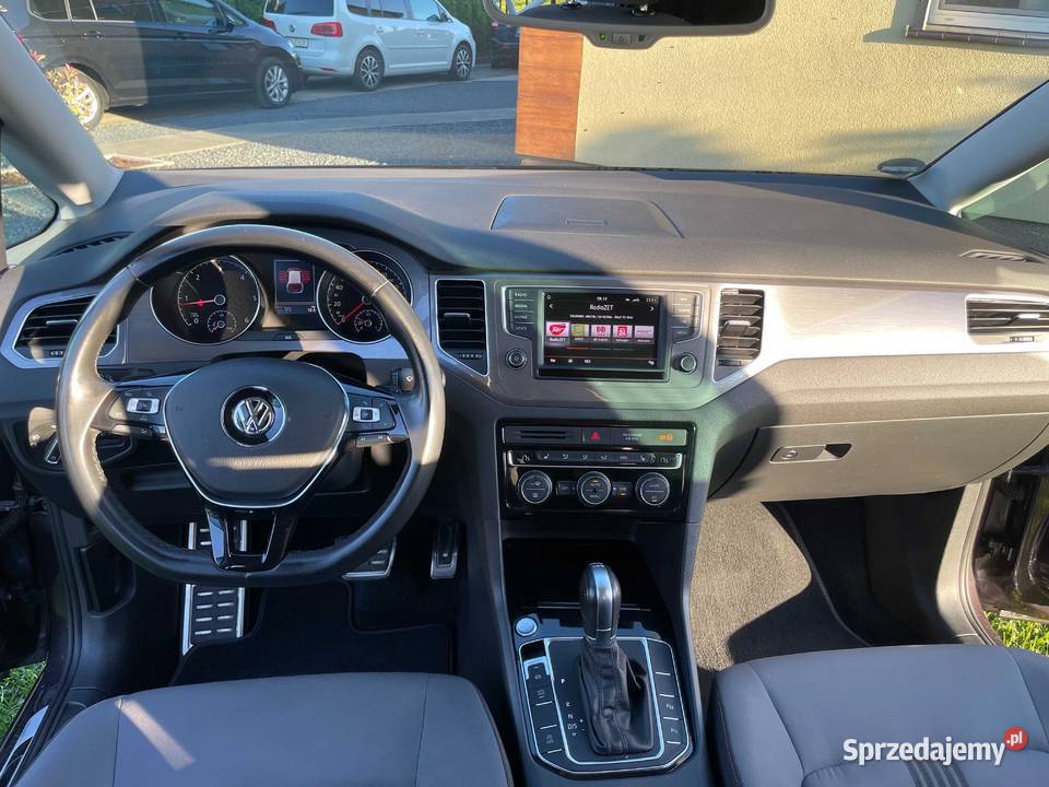VW Spotrtsvan 2016r automat 16 TDI115