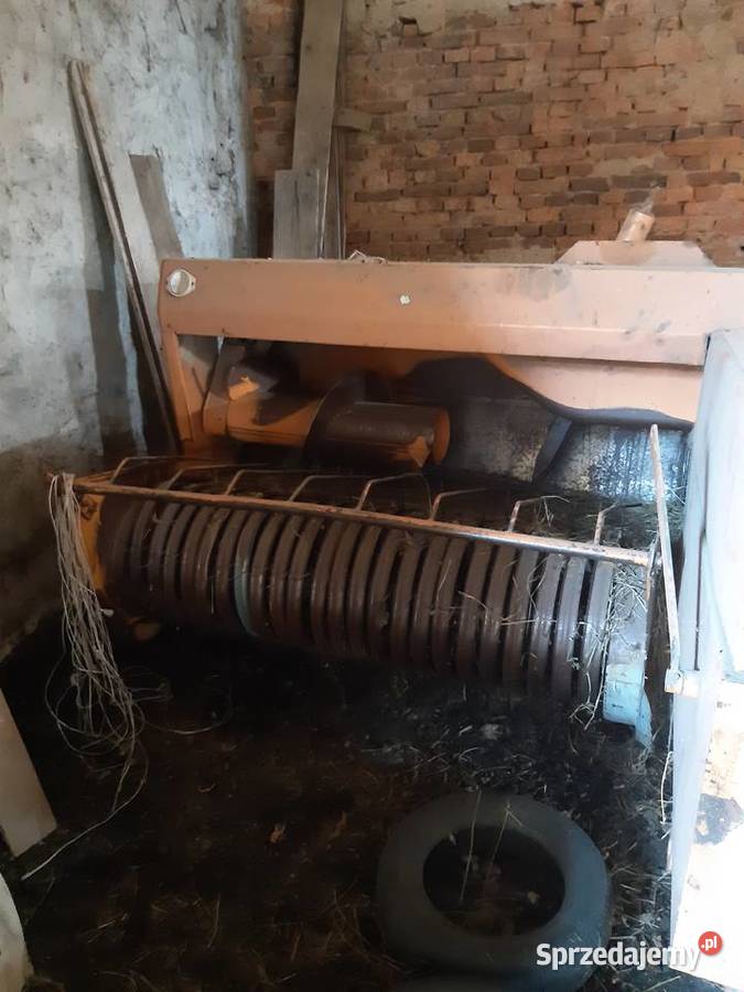 Prasa do siana i słomy z 224 nieuszkodzony Pniewie