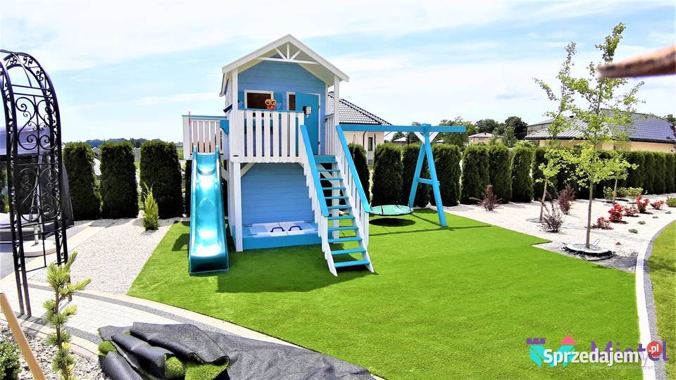 Plac zabaw z garażem i piaskownicą domek pełny Stopnica