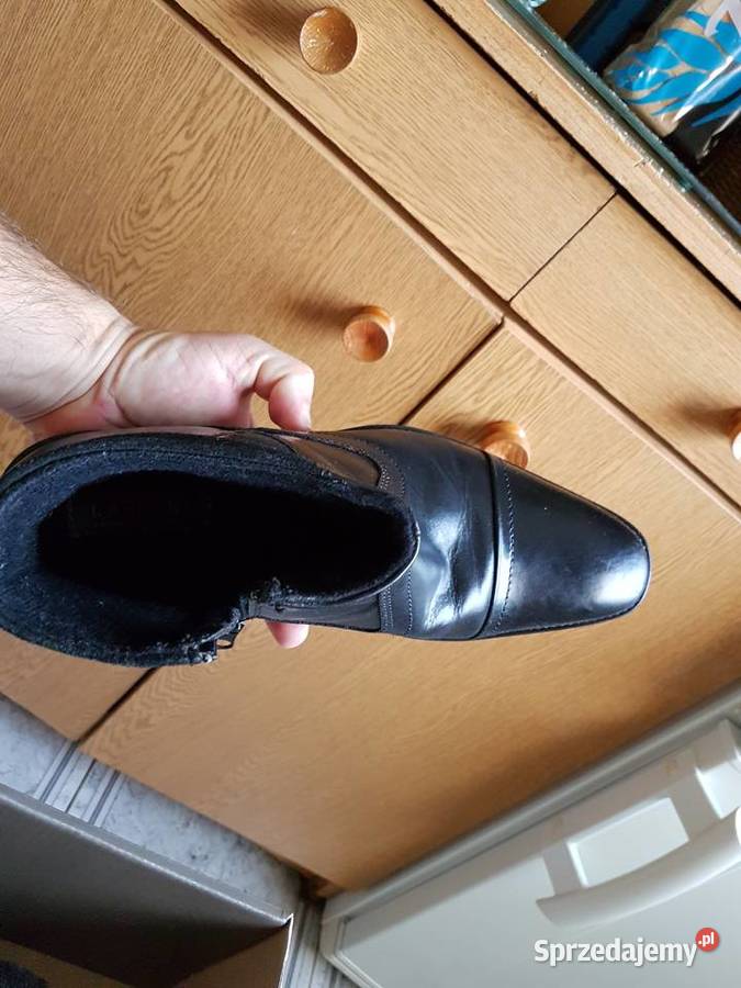 Buty wyjściowe wyższeLasocki skóra 42 sprzedam