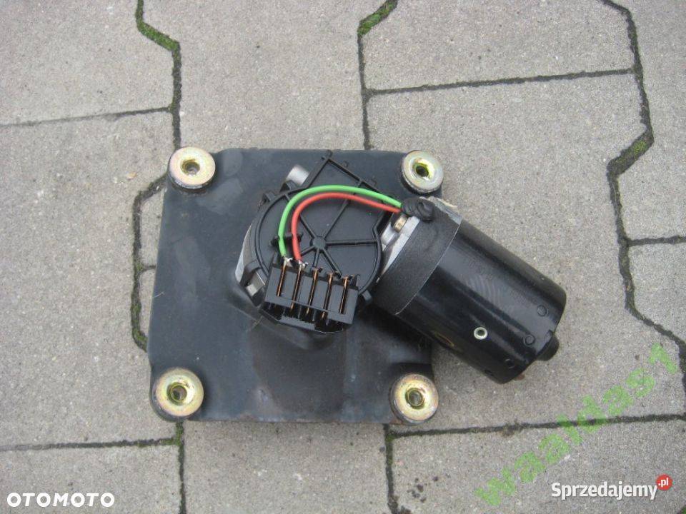 VOLVO S40 V40 9602r SILNIK WYCIERACZKI przód Rakoniewice sprzedam