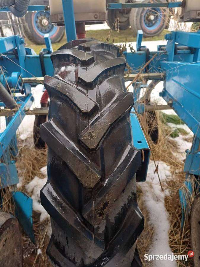 Monosem NG talerzowy 4 rzędy super stan lubelskie Wilczopole