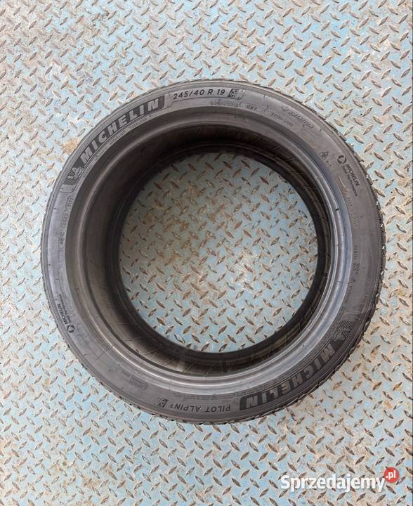 Opona Michelin Pilot Alpin 5 245 40 R19 98V