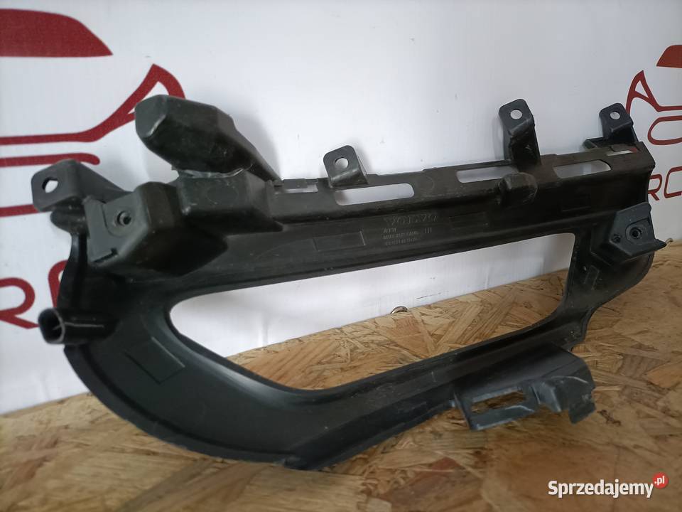 VOLVO XC60 II ŚLIZG MOCOWANIE HALOGENU LEWY Pleszew sprzedam