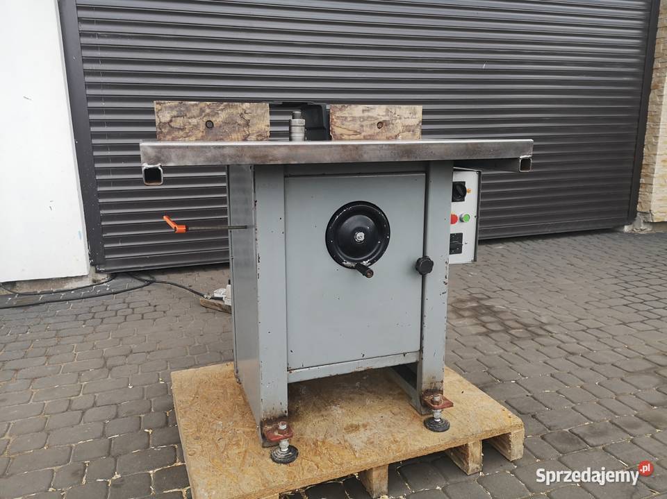 Frezarka dolnowrzecionowa 3kW Karsin