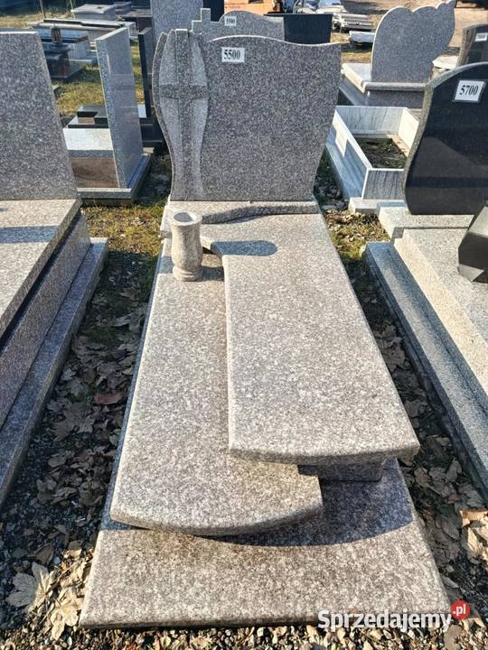 KAMIENIARSTWO KATOWICE NAGROBKI KATOWICE POMNIKI