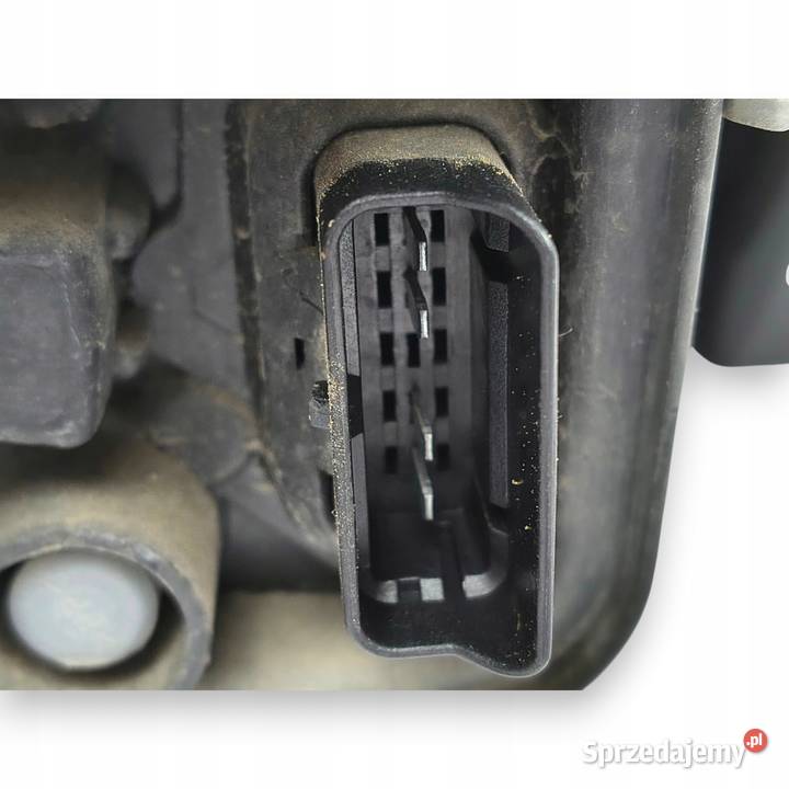 LAMPA PRAWA Renault Megane III HTB tylna tylnia Chełm