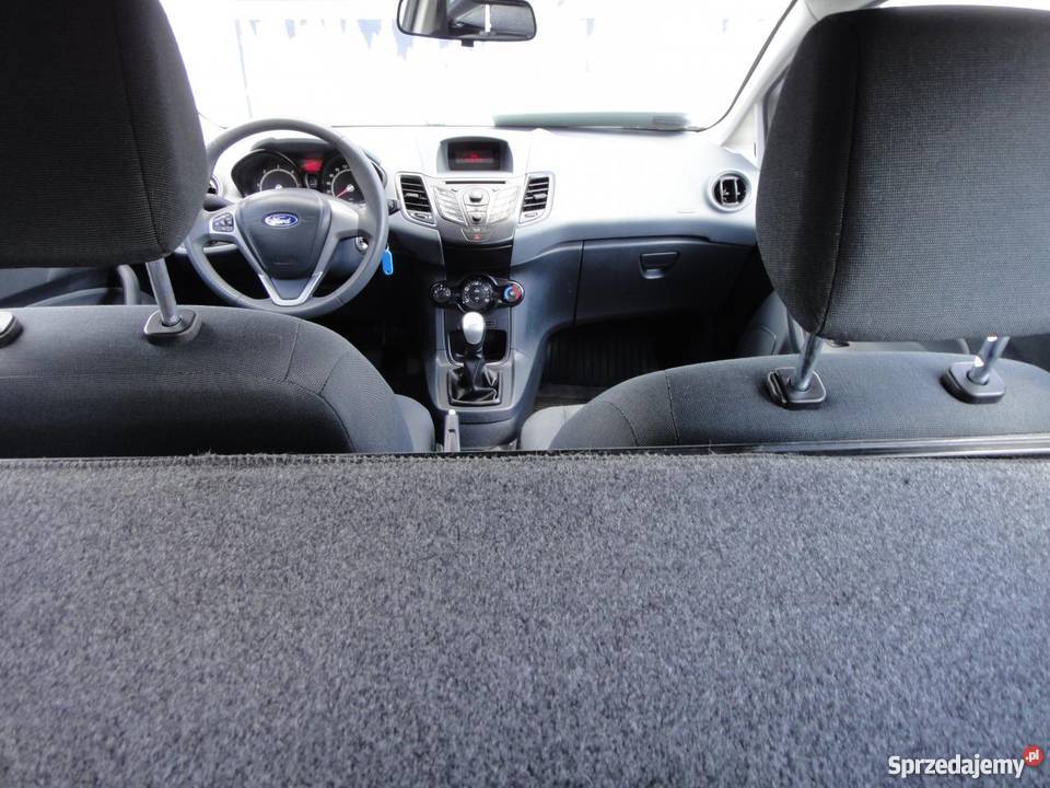 Do sprzedania Ford Fiesta bialy 1400cm3 Fiesta podlaskie