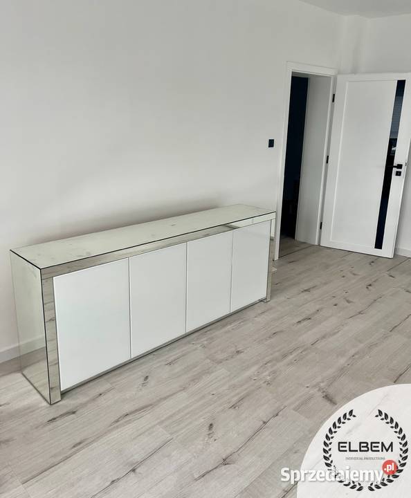 Lustrzana komoda Glamour białe szklane drzwiczki