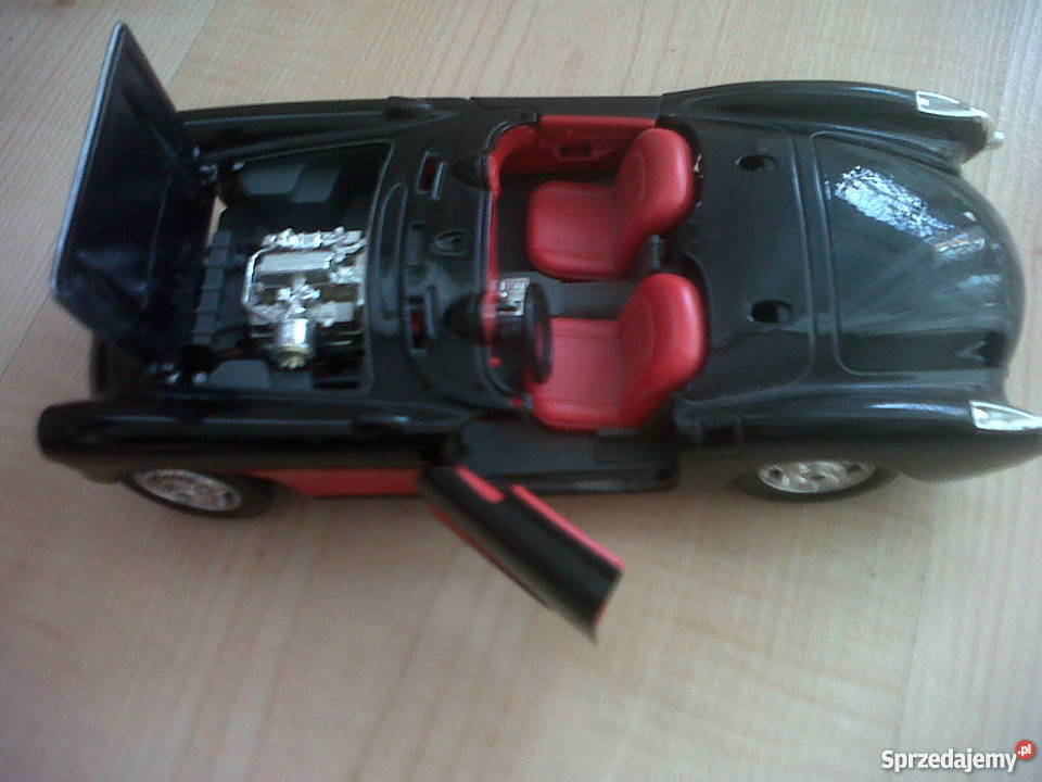 Samochodzik chevrolet courvette z 1957r Burago s 3 lata+ Kraków