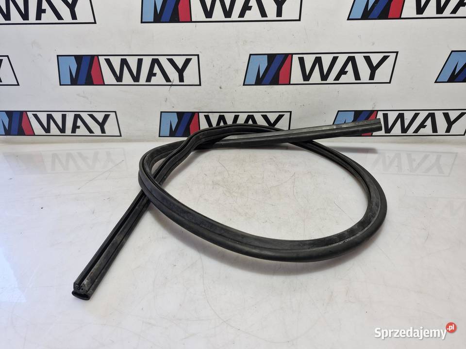 2990363 BMW X1 E84 PRZEDNIA USZCZELKA MASKI