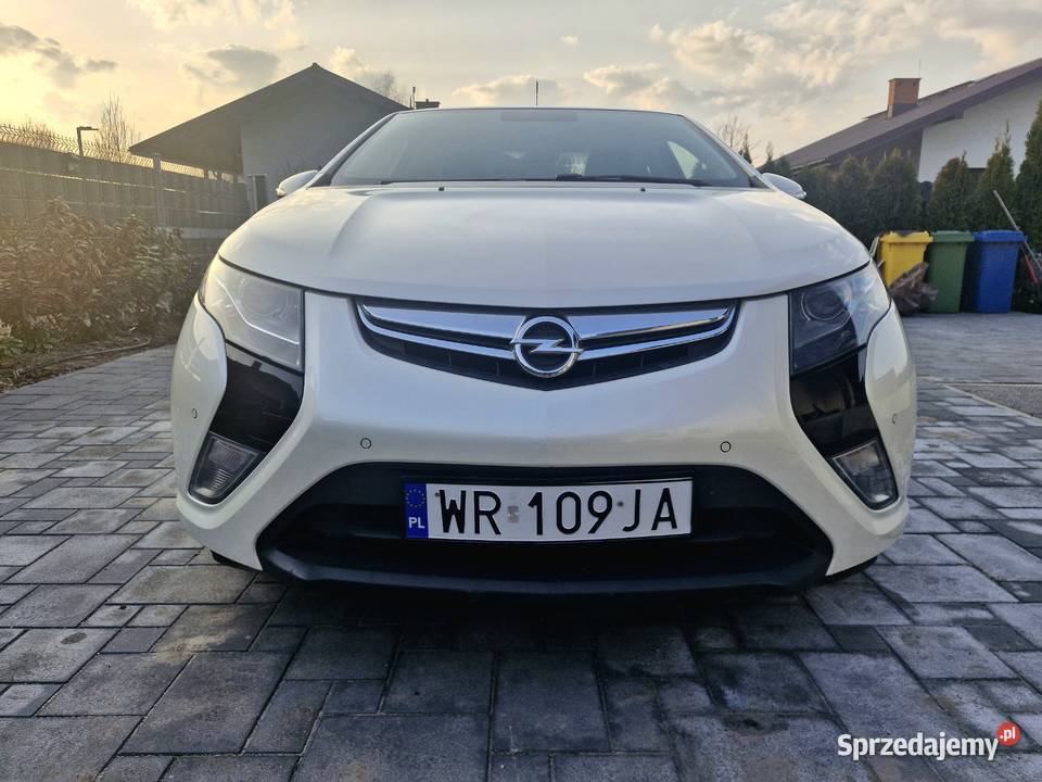 opel ampera plugin fajne auto Radom