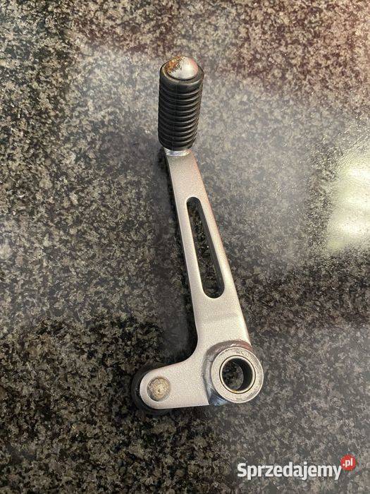 Dźwignia zmiany biegów Suzuki GSXR 1300 HAYABUSA Poznań sprzedam