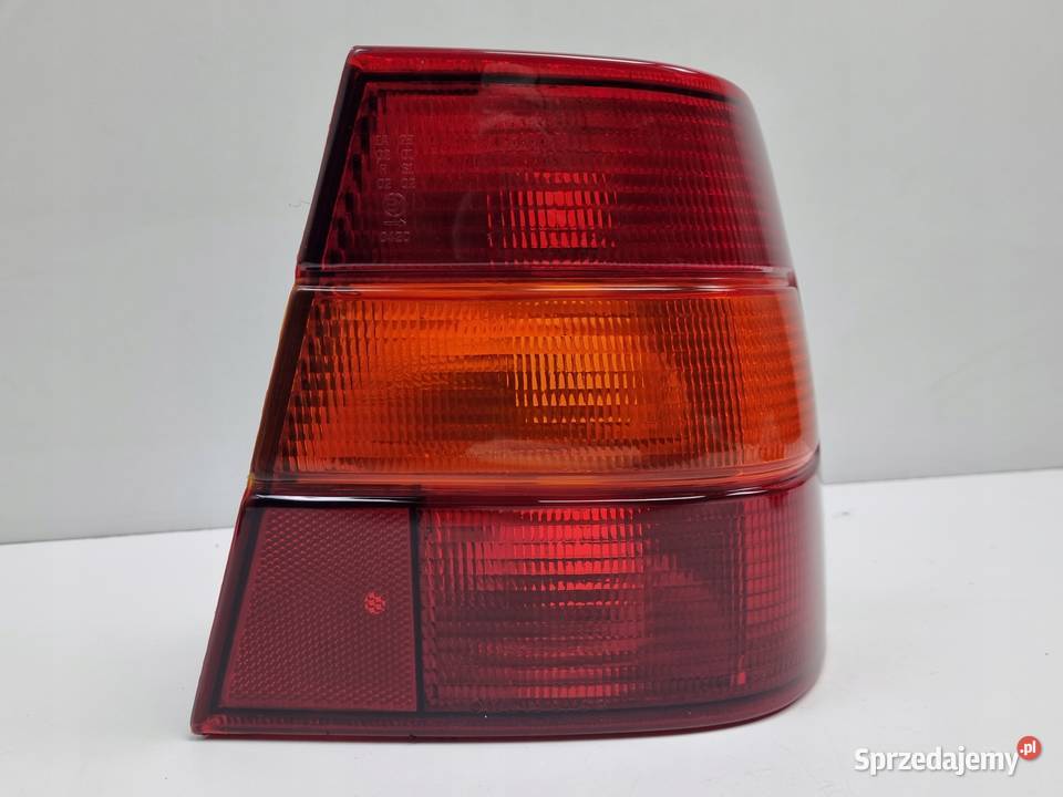LAMPA PRAWA Volvo 940 960 9198r TYLNIA TYLNA Rudka