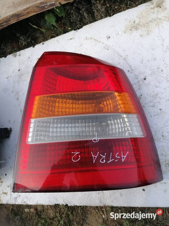 Lampy Tył Komplet Opel Astra 2