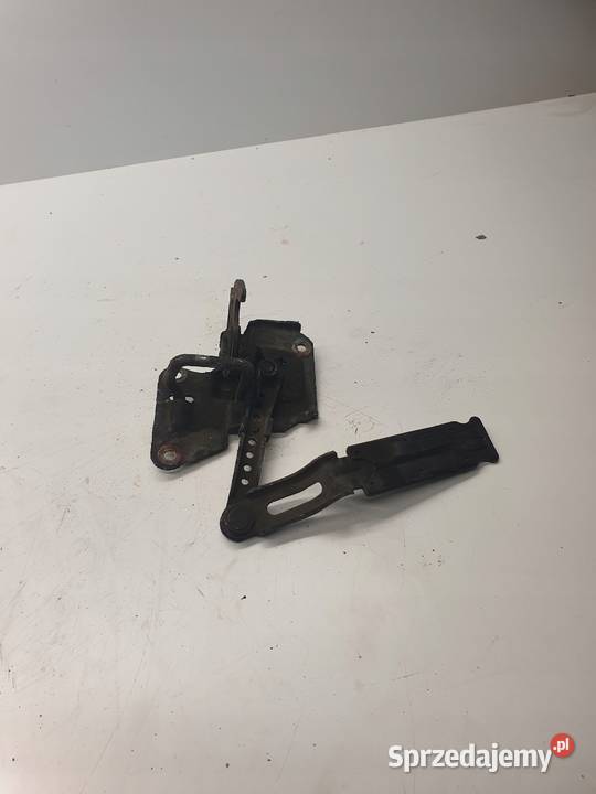 ZAMEK MASKI RYGIEL AUDI A6 C5 4B0823480E Przystajń sprzedam