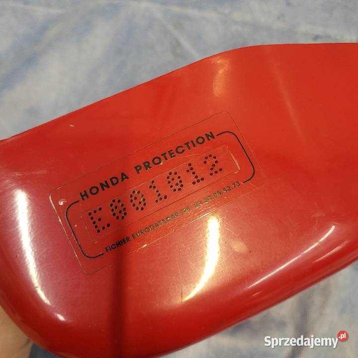 HONDA REBEL 125 osłona akumulatora boczna Nowy Tomyśl