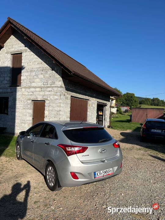 Hyundai i30 16 crdi 110 1582cm3 Kobielnik