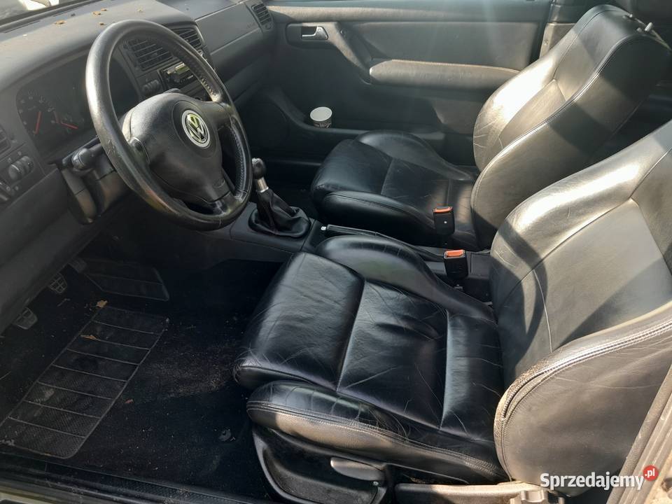 VW Golf IV 18 benzyna Cabrio z de alu BBS skóra Wronki sprzedam