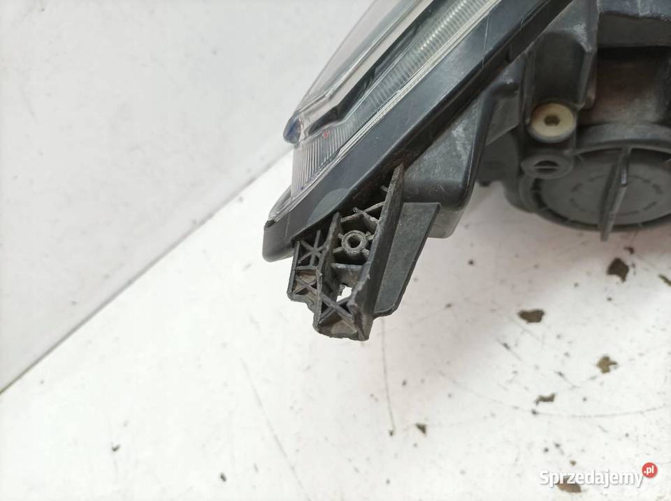 LAMPA PRZÓD LEWA XENON EUROPA USZK Opel Astra IV