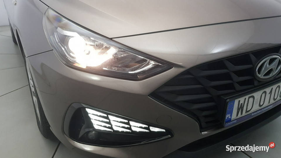 Hyundai i30 15 DPI Classic Z polskiego salonu wielofunkcyjna kierownica Warszawa