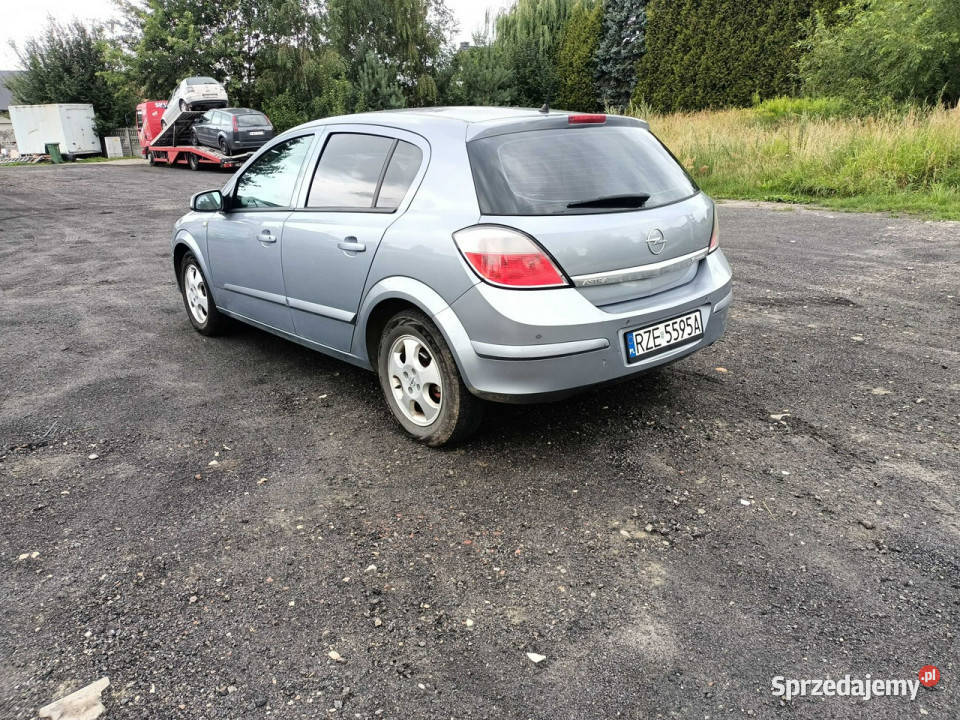 Opel Astra Opel Astra H 16 05r H 20042014 nieuszkodzony małopolskie Tarnów
