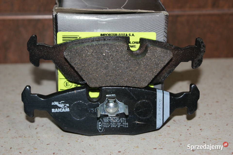 Raicam Klocki Hamulcowe Tył Bmw 5 E28 518 13110