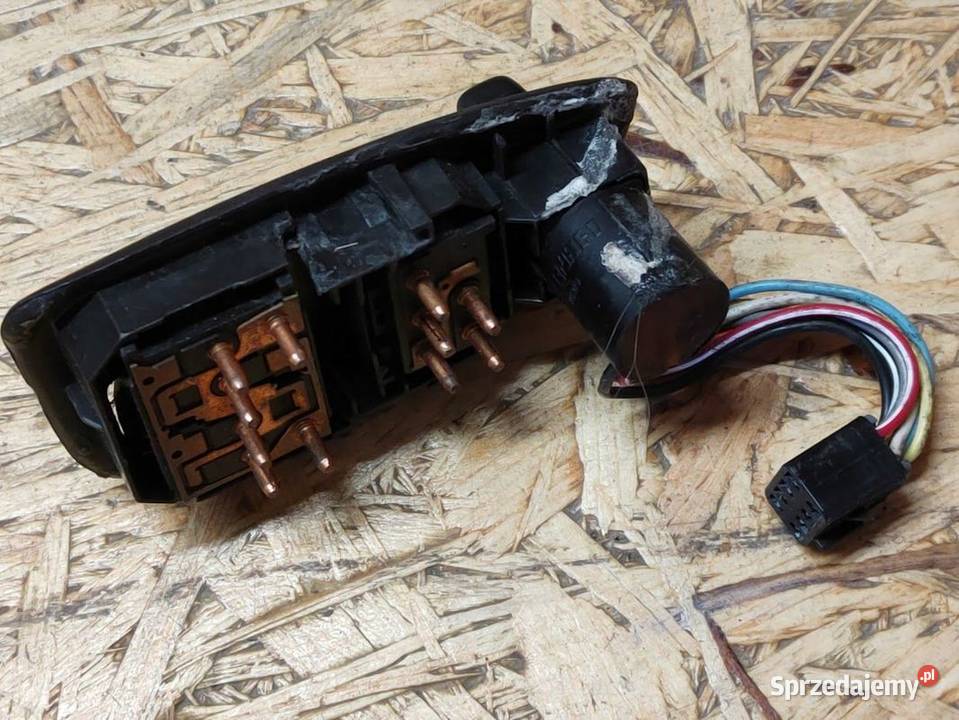 Przełącznik Szyb Lusterek Chevrolet Camaro IV 98 osobowe Pleszew