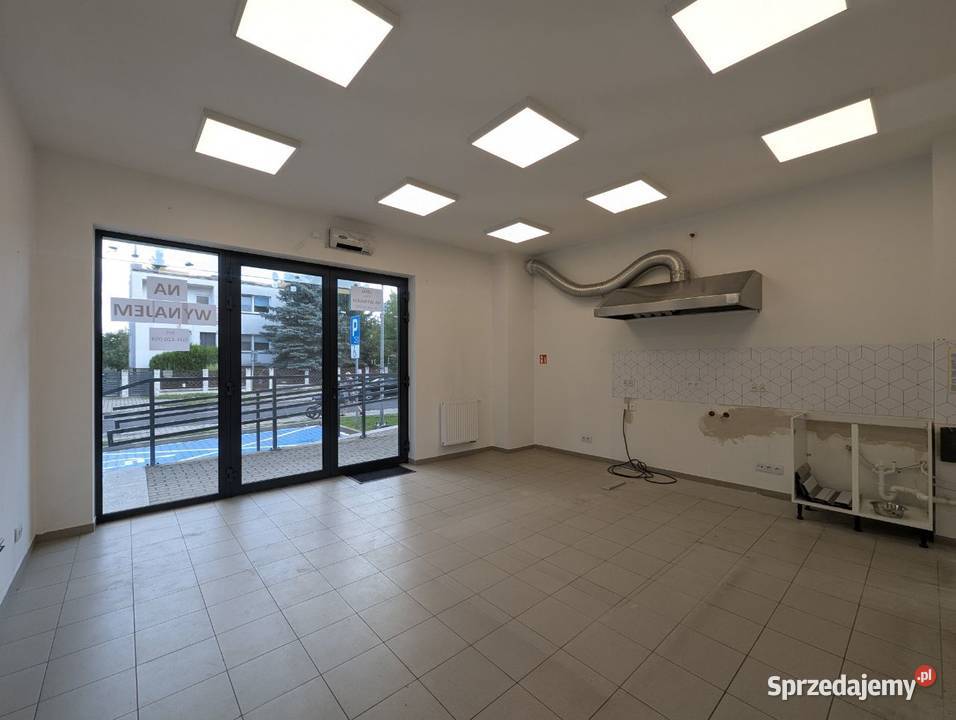 Lokal 37m2 z witryną na główną ulicę Sołtysowice Wrocław