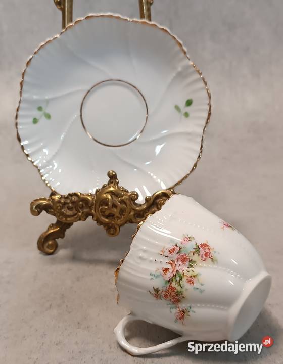 Kolekcjonerska Filiżanka Różyczki Duet Biała Wałbrzych